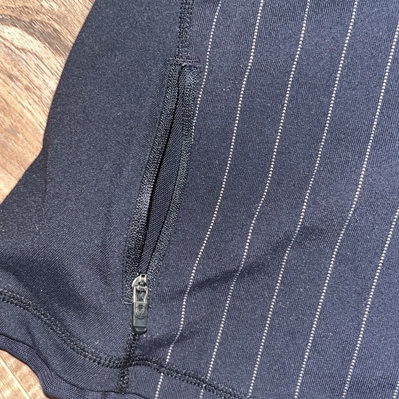 Luluemon active tank - Picture 10 of 14